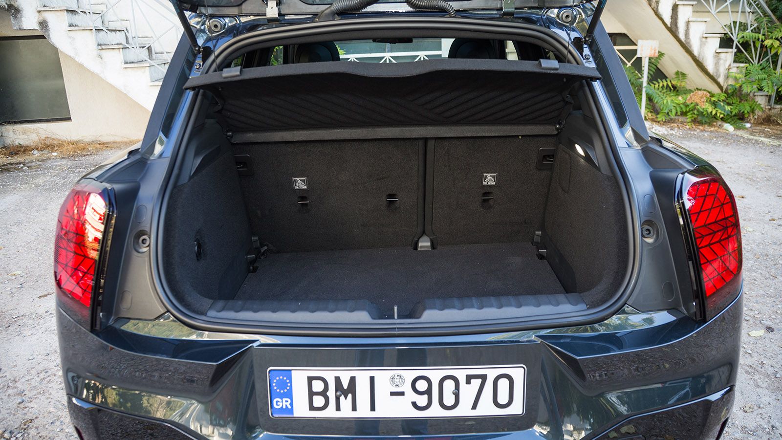Mini Aceman. Τι βαθμό παίρνει σε κατανάλωση, χώρους, επιδόσεις, εγγυήσεις.
